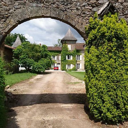Bed and Breakfast Pierre Deluen Domaine De La Grange De Quaire Chassenon Zewnętrze zdjęcie