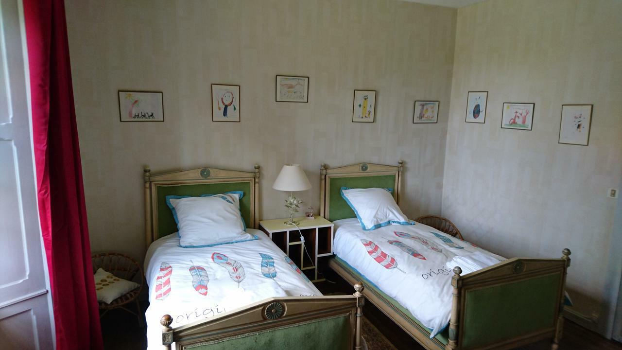 Bed and Breakfast Pierre Deluen Domaine De La Grange De Quaire Chassenon Zewnętrze zdjęcie